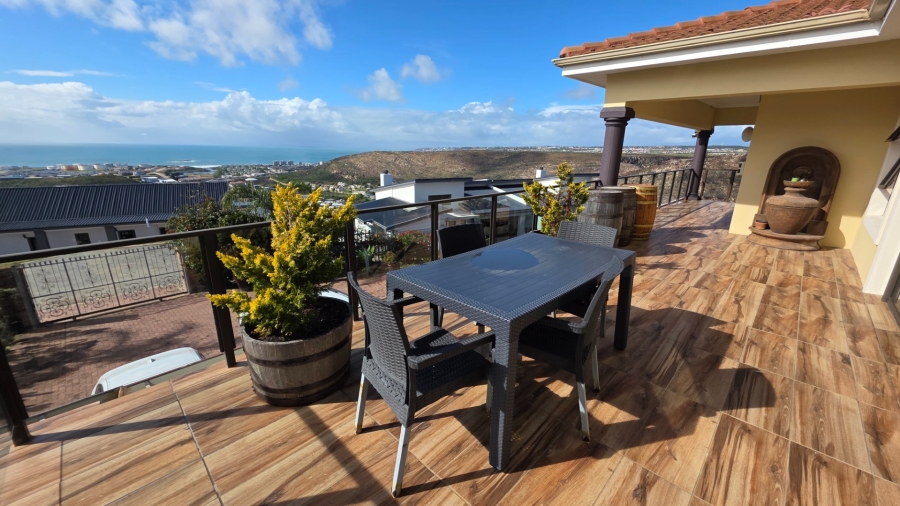 4 Bedroom Property for Sale in Island View Western Cape